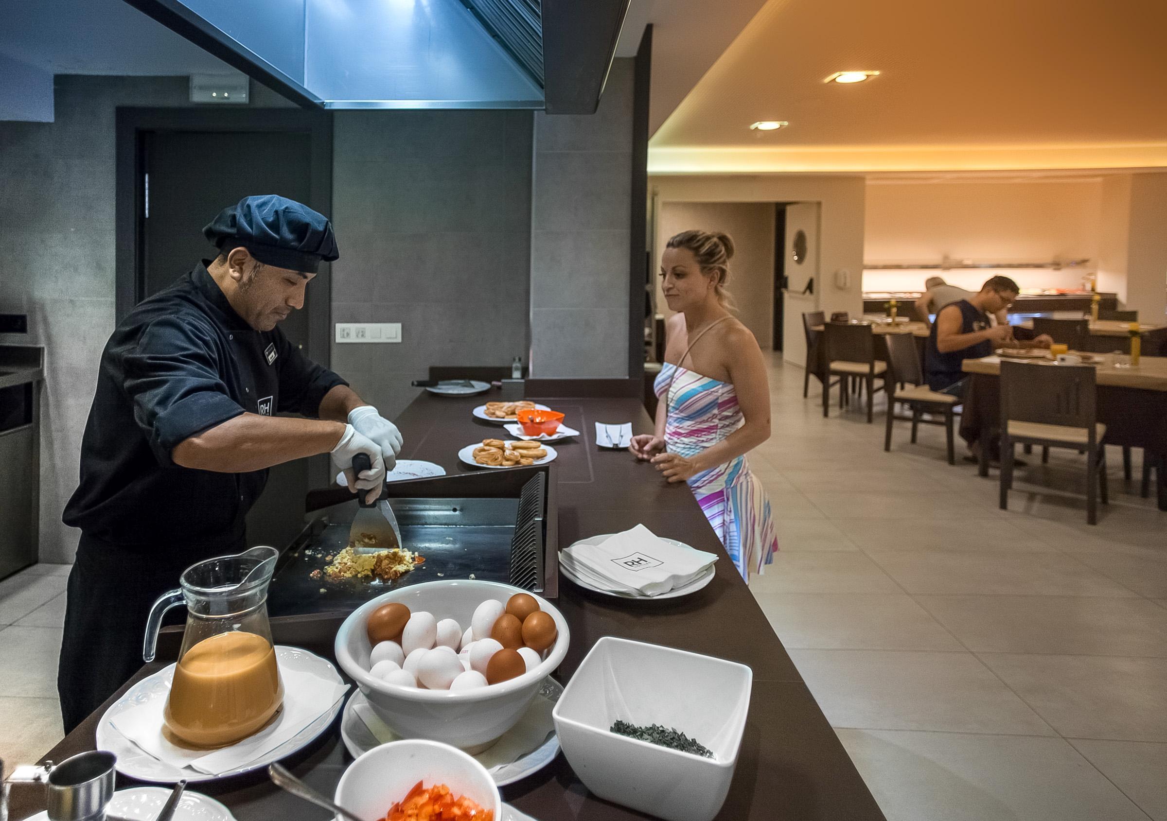 Hotel Rh Vinaros Aura Екстериор снимка