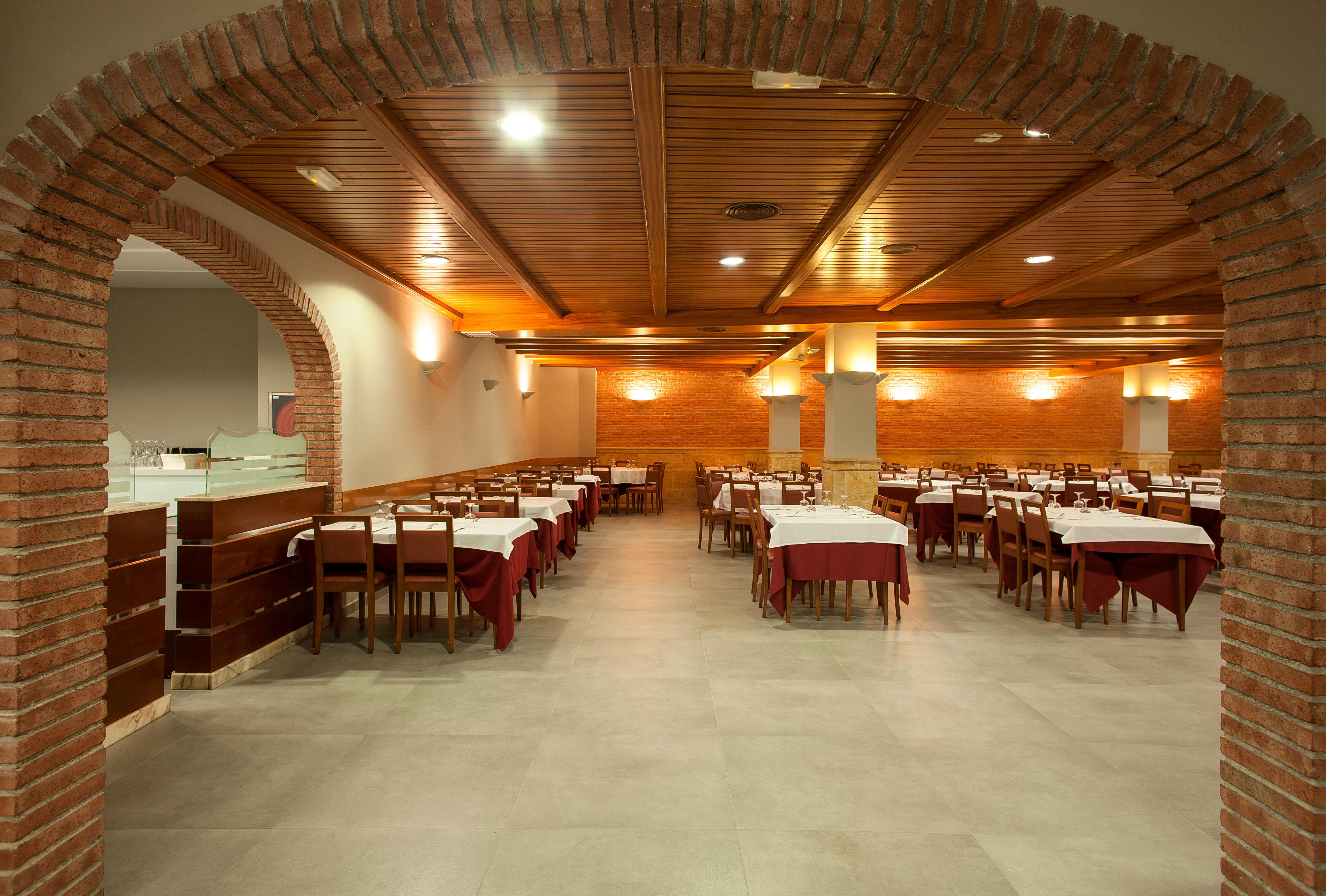 Hotel Rh Vinaros Aura Екстериор снимка